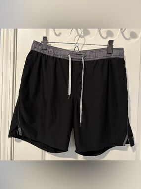 Vuori Trail Shorts Lined Mens Size Large